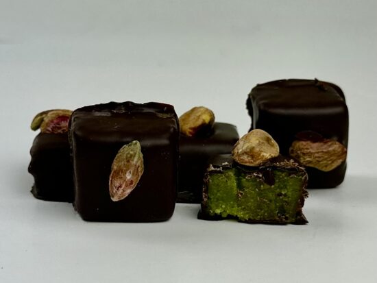 Mørk chokolade m. Marcipan pistacie og pistacienød